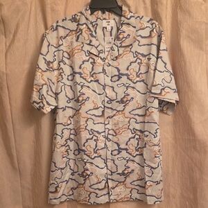 Light Blue Men's Short-Sleeve Button-Up Shirt with Abstract Print
